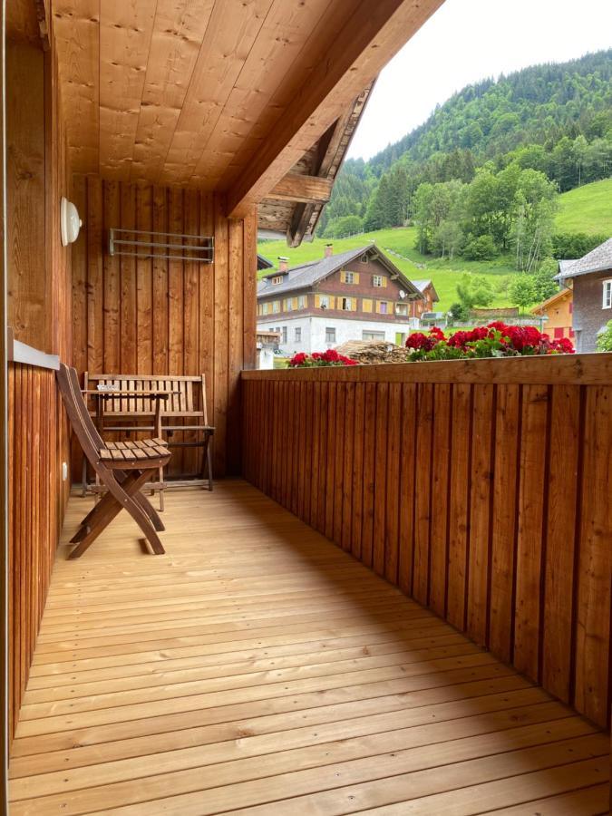 Appartement Haus Emma à Schoppernau Extérieur photo